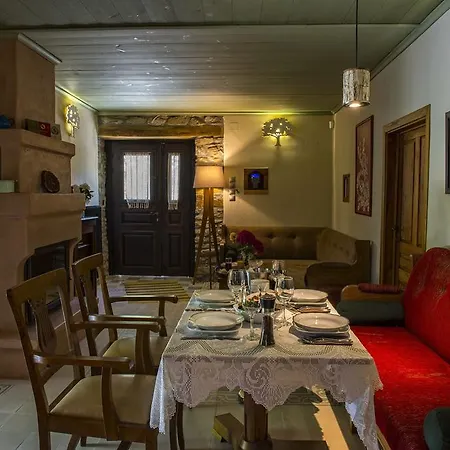 Konukevi αrnica Montana *